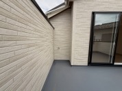 【２階バルコニー】