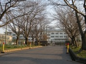百合台小学校