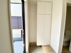シューズボックス