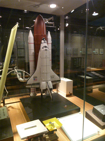 子供も大人も学べる、様々な科学の体験ができます。