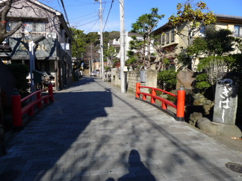 【真間の継橋】この真っ赤な橋は市川市の指定重要有形文化財です！
