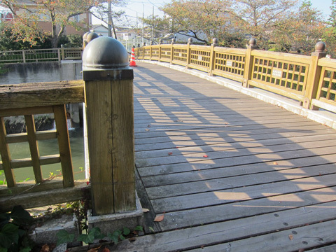 【大和橋】大和という名にふさわしく優雅な雰囲気です。