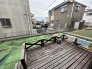 ウッドデッキのある南庭