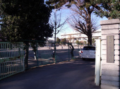 富貴島小学校
